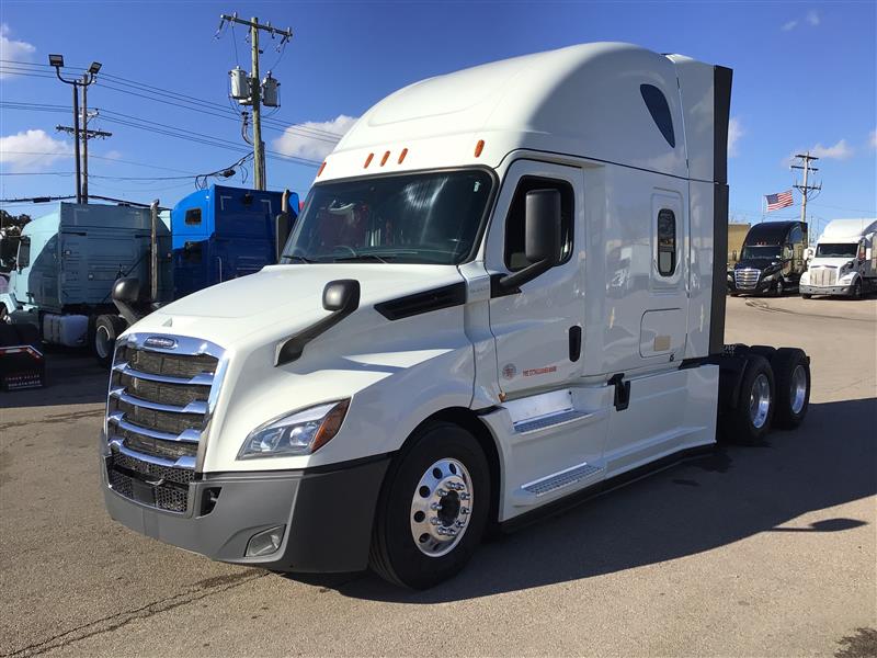 freightliner trucks for sale ohio