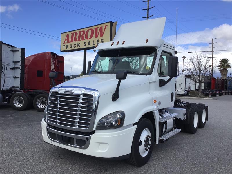 Fontana, CA Semi Trucks for Sale | Arrow Truck Sales, Inc.