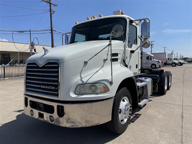 DALLAS, TX - Arrow Truck Sales, Inc.